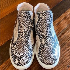 Snakeskin slip-on sneakers